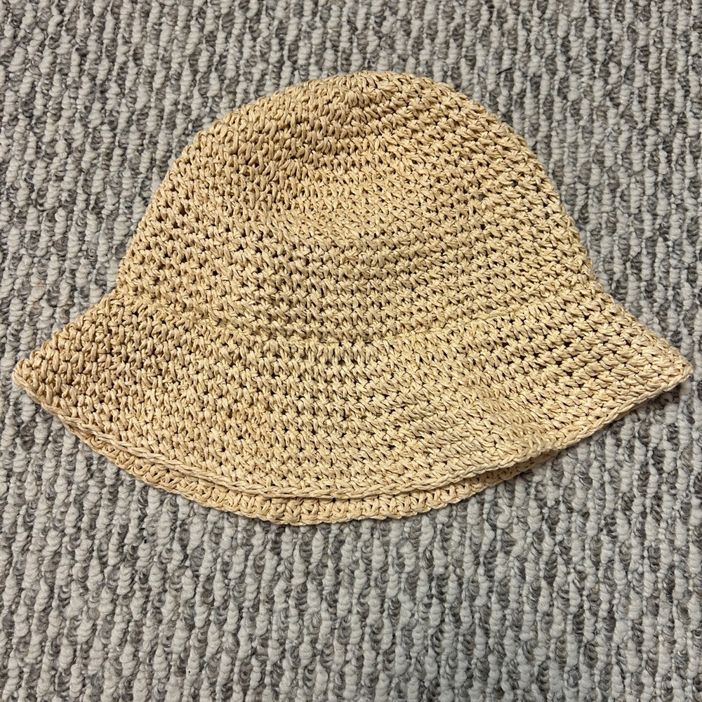 BEACH HAT
